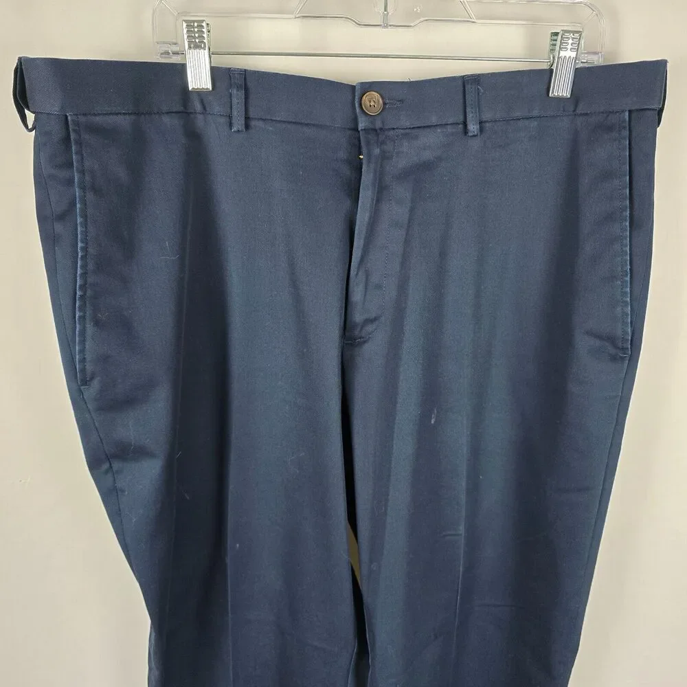Haggar Dress Pants Men's 36 x 30 Black Classic Fit Repreve Straight Leg